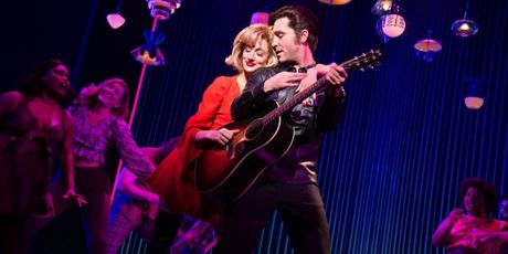 Review: A BEAUTIFUL NOISE: THE NEIL DIAMOND MUSICAL at Broadway In Tucson Photo